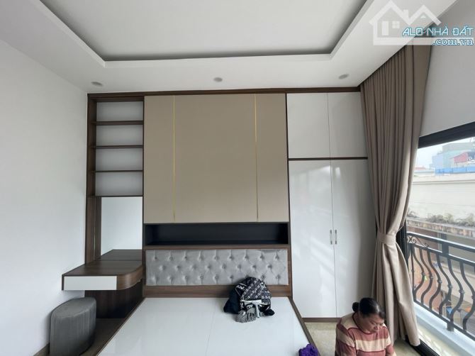 SIÊU PHẨM NHÀ K.INH DOANH - TRƯỚC NHÀ 2 Ô TÔ TRÁNH - Ô TÔ ĐỖ NGÀY ĐÊM - NHỈNH 9 TỶ - 2