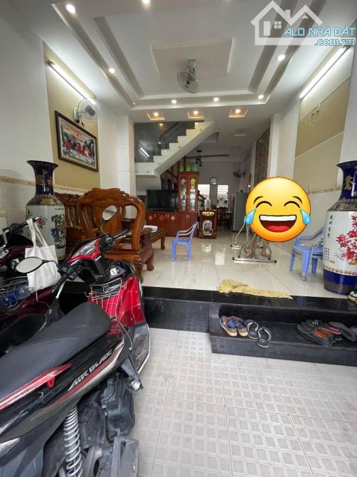 Nhà đẹp P.Bình Hưng Hòa, hẻm 8m thông, 4,5×12, 3 tầng, giá 5,6 tỷ - 2