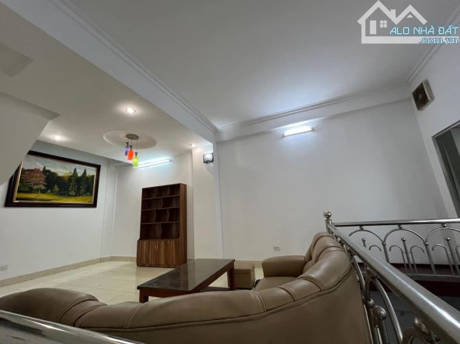 Cho thuê nhà Đào Tấn, Ba Đình – 50m², 5 tầng, full đồ, ngõ ô tô đỗ cửa, 15 triệu/tháng - 2