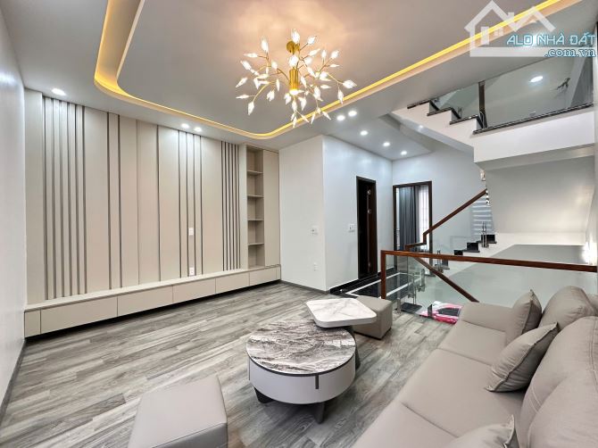 Bán nhà 4 tầng sạch đẹp ngõ ô tô Miếu Hai Xã - 3