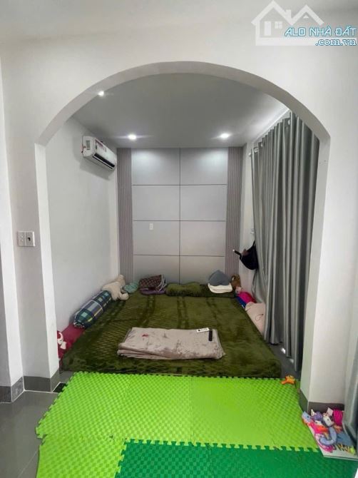 BÁN NHÀ TÂN HOÀ ĐÔNG - QUẬN 6 - 3 TẦNG - 31M2 ( NGANG 5M ) - NHĨNH 5 TỶ - 3