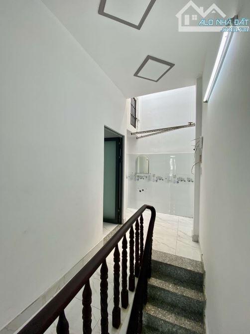 BÁN NHÀ 2 TẦNG TÂN THỚI HIỆP SÁT DƯƠNG THỊ MƯỜI QUẬN 12 - 3