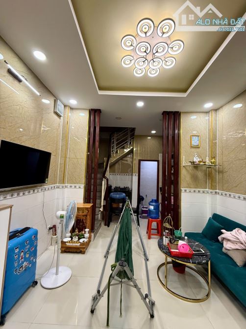 Bán Nhà Hẻm Thẳng Dưong Bá Trạc - 3.67m x 8.61m -DTCN-29M.2- 1 Trệt 2 Lầu -2PN -3WC- F1 Q8 - 4
