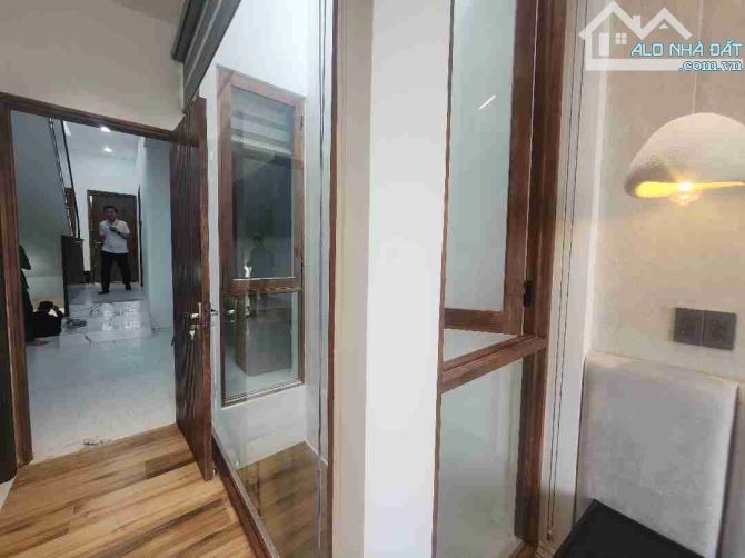 BÁN NHÀ 3 TẦNG - FULL NỘI THẤT CAO CẤP 🔥 🏡 VỊ TRÍ ĐẮC ĐỊA - THANH KHÊ, ĐÀ NẴNG - 4
