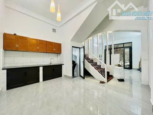 🏡 BÁN NHÀ  VĨNH QUỲNH, THANH TRÌ – 5 TẦNG, 8 NGỦ, LÔ GÓC, 2 THOÁNG – 50m2, CHỈ 4.5 TỶ! - 4