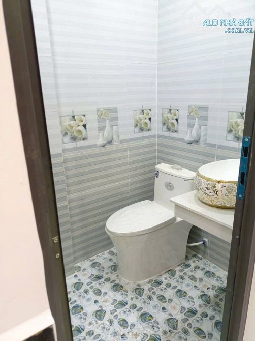 BÁN NHÀ BÀ ĐIỂM SỐ RIÊNG, 4x8,2m, 2 PHÒNG NGỦ 2WC, GẦN CHỢ HUẾ - 4