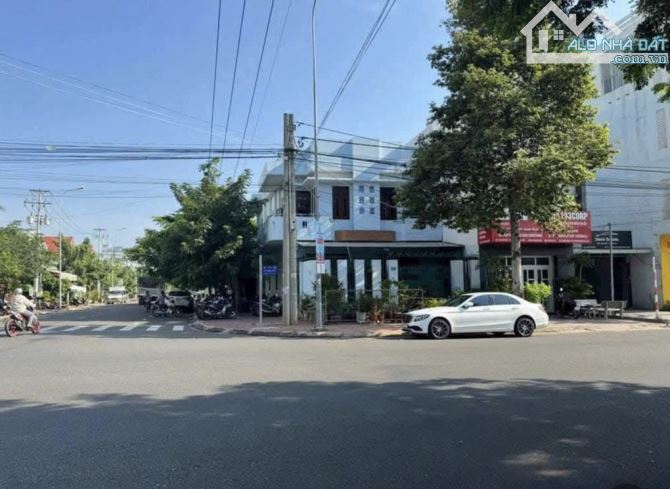 Cần bán nhà 2 mặt tiền đường Võ Văn Kiệt gần ngay siêu thị Lotte , chợ Phú Thủy khu trung - 4