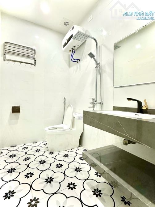 Bán nhà 4 tầng tại Nguyễn  Cộng Hòa , Lê Chân Giá 3 ty 59 - 4