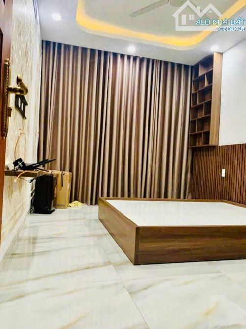 Bán Biệt Thự Phố Cao Cấp, Sang Trọng - Mặt Tiền Rộng, Ngay Phạm Văn Đồng, Hiệp Bình Chánh - 4