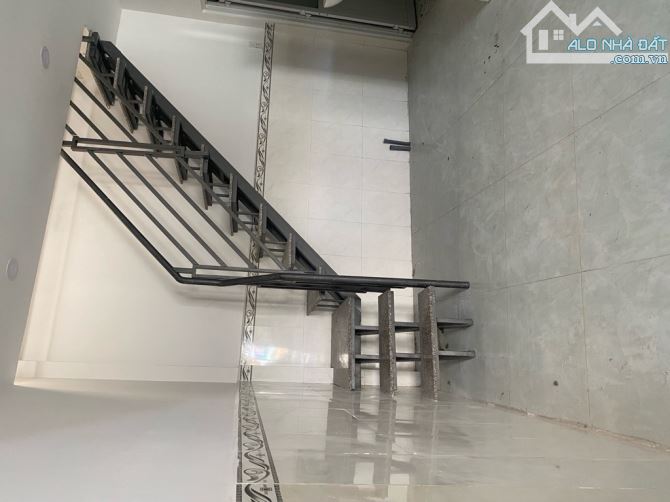 cần bán, HẺM XE TẢI VÍP, Tân Thới Nhất 01 Quận 12 , giá siêu rẻ, chỉ 3.395 tỷ - 4