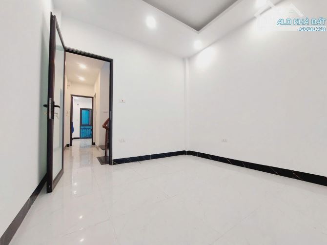 Bán nhà Đồng Mai, Hà Đông, 41m2, 4tầng, 4ngủ, 2mặt ngõ trước sau,thông rộng ôtô đỗ cửa, rẻ - 5