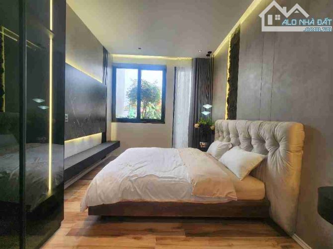 BÁN NHÀ 3 TẦNG - FULL NỘI THẤT CAO CẤP 🔥 🏡 VỊ TRÍ ĐẮC ĐỊA - THANH KHÊ, ĐÀ NẴNG - 5