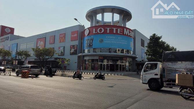 NGAY LOTTE MART GV, HẺM ÔTÔ VÀO NHÀ,4X27M, SỔ VUÔNG, NHÀ CHÍNH 30 NĂM. P.16 CHỈ 7.5 TỶ - 5