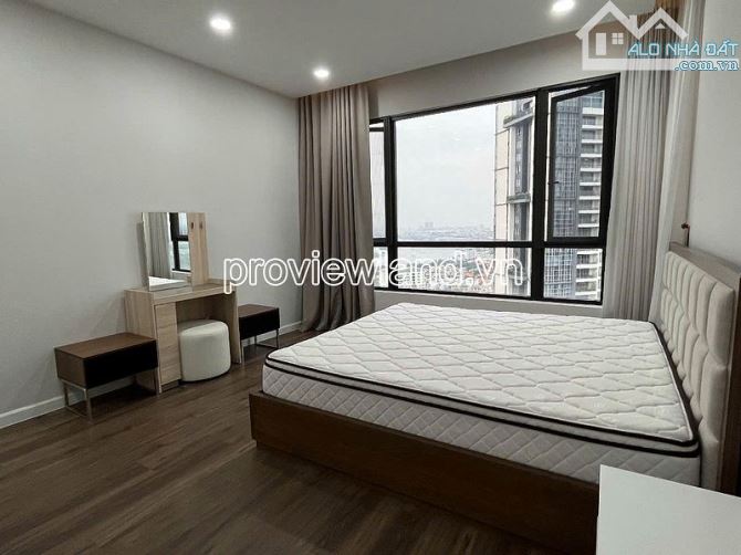 Cho thuê căn hộ cao cấp Estella Heights, tháo T2, tầng cao, 150m2, 3PN - 5