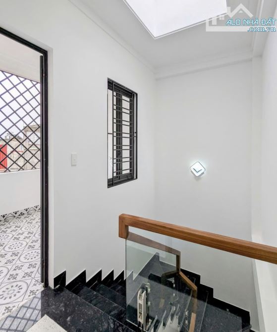 Bán nhà 4 tầng Miếu Hai Xã , Dư Hàng Kênh, Lê Chân 45m2, giá 3,35tỷ - 5