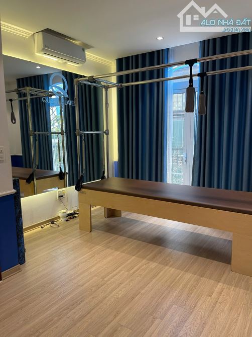 Cho thuê liền kề HDI- 201 Nguyễn Tuân, Nhân Chính. DT 96m2, 1 hầm, 4 nổi. Nhà đẹp. 50triệu - 5