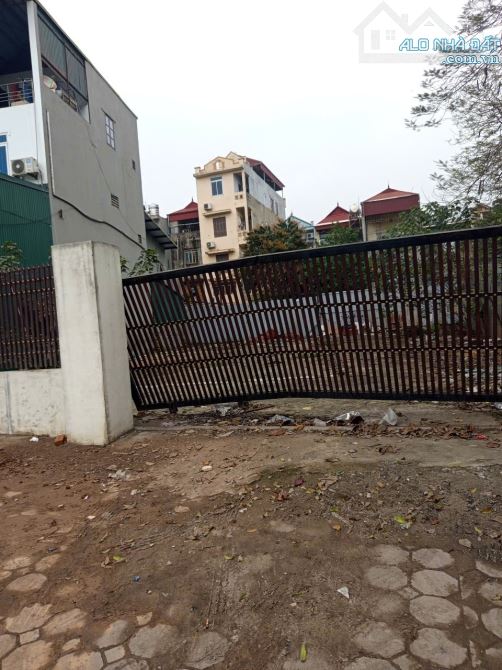 Mặt phố/108 m2/4.5 Mt/9 tỷ/vỉa hè kinh doanh/ Khu Hồ Cầu Đuống/yên viên - 5