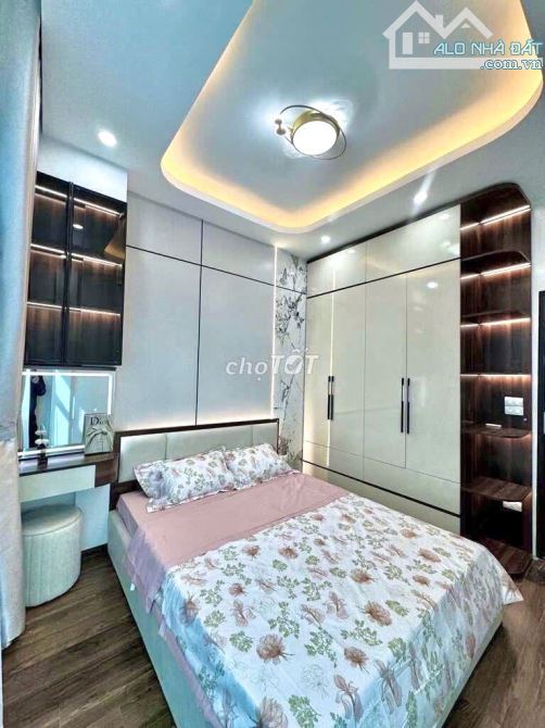 Định Cư! Bán gấp nhà 65m2 - 5 tầng - lô góc - full nội thất - 7