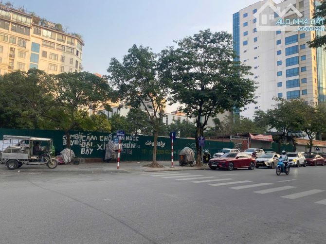 BÁN NHÀ MẶT NGÕ LÔ GÓC 16tỷ 70m 5 TẦNG MT 5.5m Ô TÔ KINH DOANH NGUYỄN KHÁNH TOÀN CẦU GIẤY