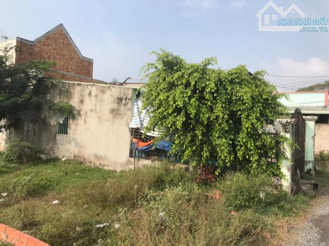 chỉ 1 tỷ 350tr nhà shr 5x40 1 xẹc TL9 MHB LONG AN khoảng 70m đường 4m thông