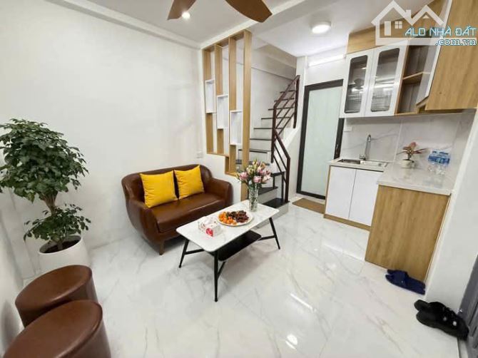 TÌM CHỦ NHÂN MỚI CHO NGÔI NHÀ - 32M² - 4 TẦNG - GIÁ 5TỶ (có thương lượng)