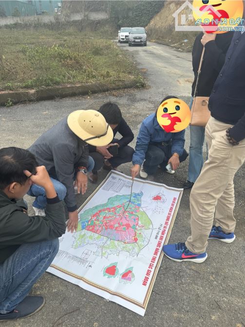 DUY NHẤT 112,5m VIEW HỒ THOÁNG MÁT LÔ ĐẤT TẠI THÔN BÃI DÀI, TIẾN XUÂN, THẠCH THẤT – GẦN ĐẠ