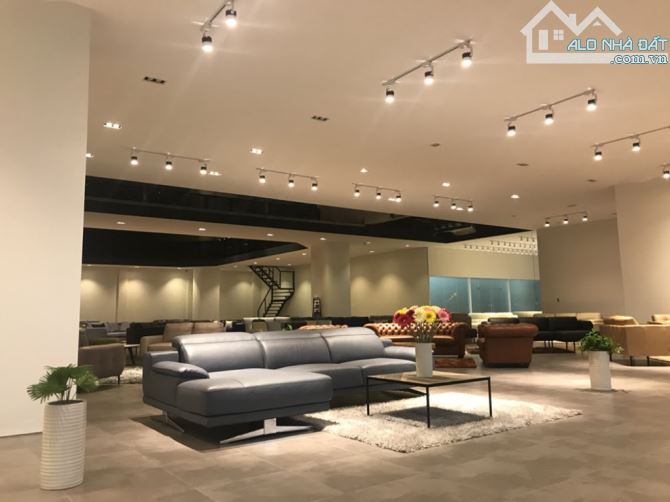 CHO THUÊ MT 10M ĐIỆN BIÊN PHỦ VỊ TRÍ ĐẮC ĐỊA NHẬN DIỆN THƯƠNG HIỆU TỐT - TP ĐÀ NẴNG