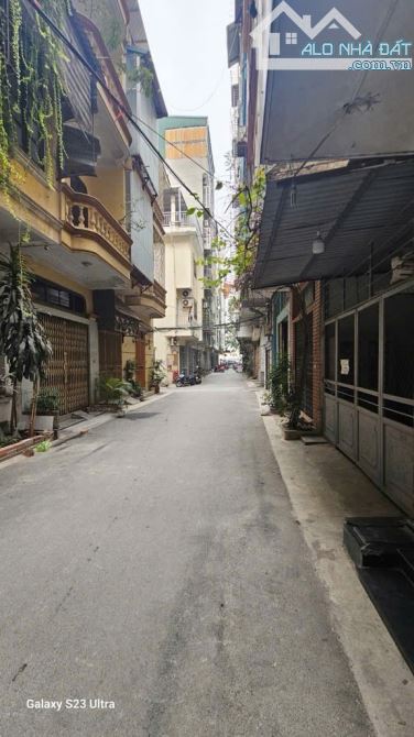 BÁN NHÀ PHÂN LÔ TRẦN QUỐC HOÀN – NHÀ ĐẸP – Ô TÔ QUA CỬA – NGÕ THÔNG – 37M2 NHỈNH 14 TỶ