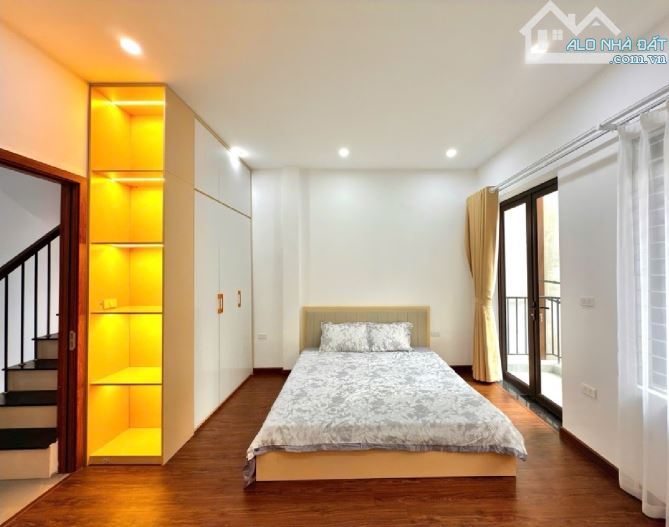 FULL NỘI THẤT 4 TẦNG - NHÀ ĐẸP - Ô TÔ TRÁNH 10M . Thổ quan , Đống Đa .  34m × 4 tầng ,