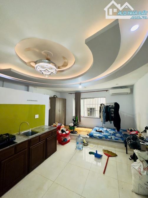 🏠 CẦN BÁN CHDV HẺM Ô TÔ THÔNG - 42M² - 5 TẦNG - DOANH THU 32TR/THÁNG - CHỈ 7,7 TỶ💸