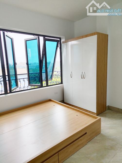 Cho thuê căn hộ mới xây nhà 2 mặt thoáng đường An Hạ 1