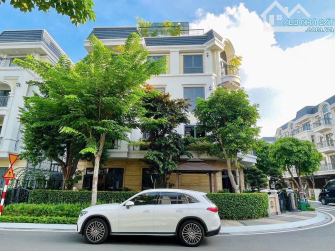 Bán biệt thự đường Hòa Hưng.P12.Quận 10.(DT: 14x26m) 1 lầu 66 tỷ