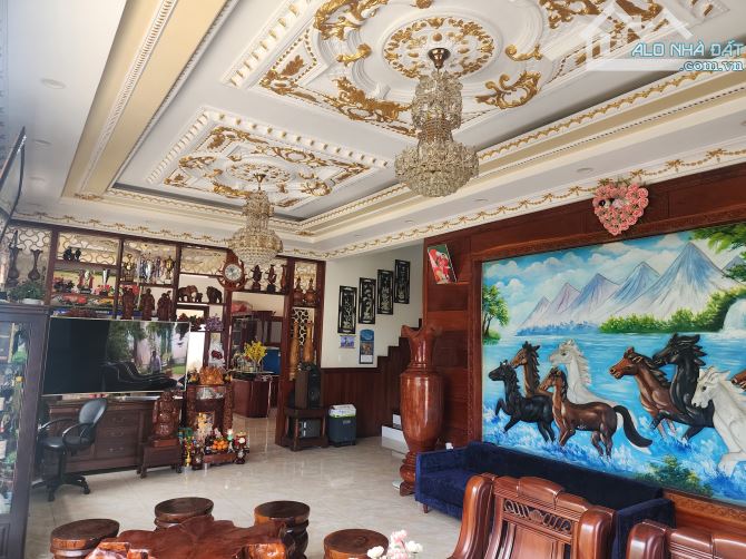 BÁN BIỆT THỰ, MT KINH DOANH ĐỈNH, 1525M2 NGANG 25, 3 TẦNG 7PN, TDM CHỈ 25TR/M2