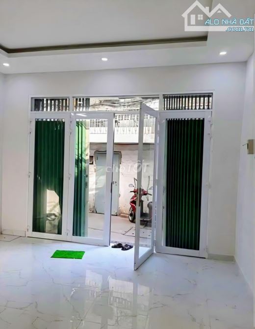 Bán nhà HXH Phạm Hùng P.4 Q.8 - 60 m2 - 2 tầng- Giá 6.8 Tỷ