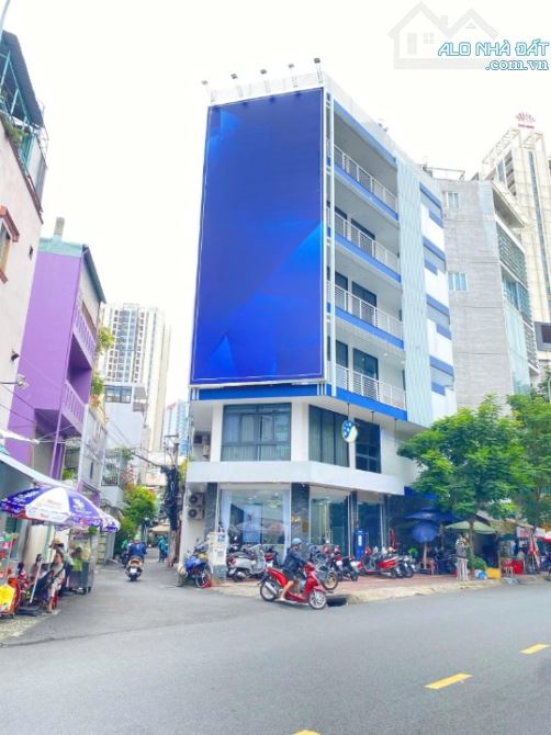 Building có Hầm Sang Xịn Mịn Q.1💯GÓC 2MT Trần Quang Khải Ngang 8X15m Mở VP/Spa/Nha Khoa