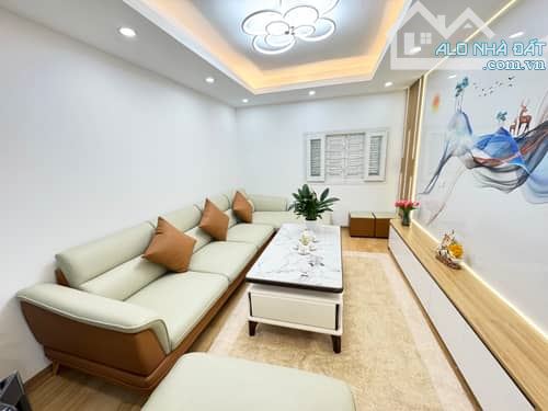 NGÕ THÔNG - KINH DOANH - Ở NGAY 💥 Hai Bà Trưng - 49m² - MT 3.8m - 9.2 tỷ