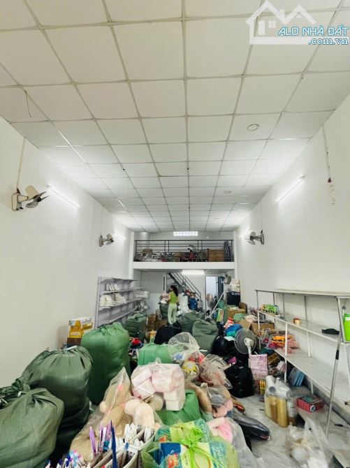 Cho Thuê Nhà Trệt Lững Mặt Tiền Chợ A2 KDC Hưng Phú 1