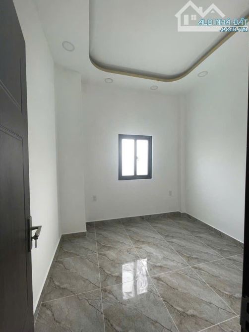 NHÀ 4 TẦNG GIÁP QUẬN 4, VỊ TRí ĐẸP - CHỈ 7,6 TỶ - 11