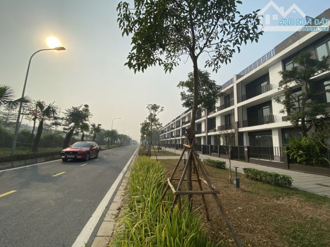 Bán 200m2 Hà Đô Charm Villas, mặt đường Liên khu 8 rộng 50m, giá siêu rẻ chỉ 36.5 tỷ - 3