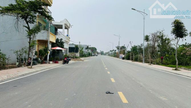 Bán đất đường nhánh đường Máng nước, An Dương - 100m2 - mt 5m - đường rộng ô tô tránh nhau - 2