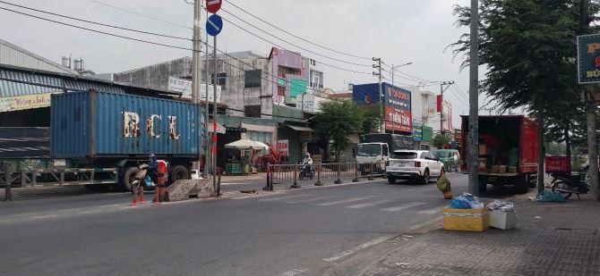 Một căn duy nhất MẶT TIỀN TÔ KÝ SÁT NGUYỄN ẢNH THỦ - HÓC MÔN, 9m nở hậu 9.7m dài 33m - 1