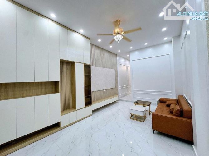 Nhà riêng ở Ngô Thì Nhậm, Hà Đông, rộng 42m2 tự xây 5 tầng thang máy cực đẹp, giá hợp lý - 1