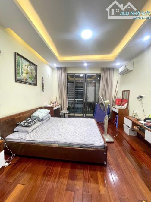 Bán nhà Thanh Lân, Vĩnh Hưng, Hoàng Mai, 38 m² * 6 tầng, 5,4 tỷ nhà mới về ở luôn - 1