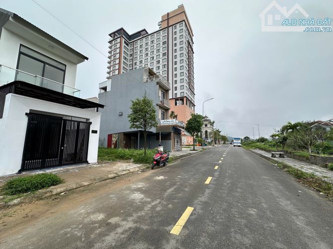 Bán đất KQH Đông Nam Thuỷ An, View kênh nước, Sát khách sạn Levela, Thuỷ Dương, Huế. - 1