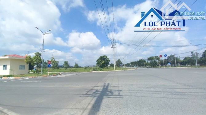 Bán đất SKC xây dựng xưởng 5.000m2 giá chỉ 22,5 tỷ. KCN Trảng Bom-Đồng Nai - 1