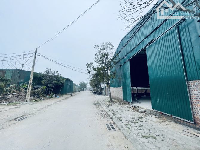 Cho thuê 350m2 kho mới dựng, cont lùi vào tận trong - 1