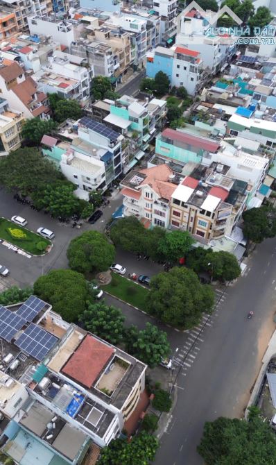Bán nhà mặt tiền 5,3m x 18m bình phú 1 phường 11 quận 6-giá chỉ 12,7 tỷ - 1
