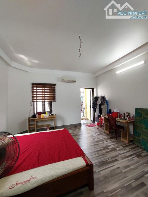 Dương Văn Bé 40m2 5 tầng lô góc , ngõ thông gần phố. Giá 7 tỷ - 1
