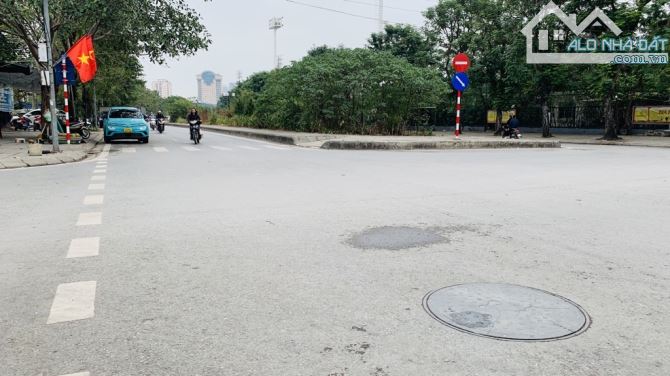 MẢNH ĐẤT ĐẠI MỖ - 42M – MT RỘNG – NGÕ NÔNG – 20M RA PHỐ - GIÁ 5.3 TỶ - 2