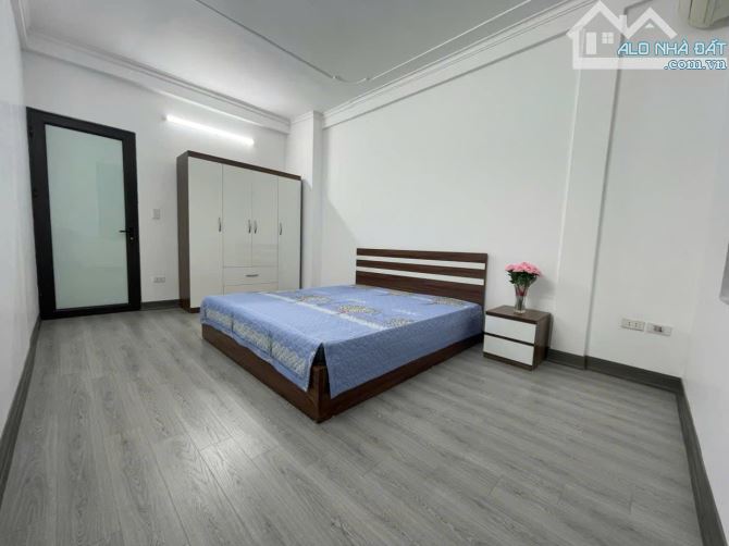 Bán Nhà Đẹp Kim Giang 28m2, 5 Tầng, 3 Ngủ, Ở Ngay, Ngõ Thông, Gần Ôtô, Giá Hiếm, Vừa Tầm - 1